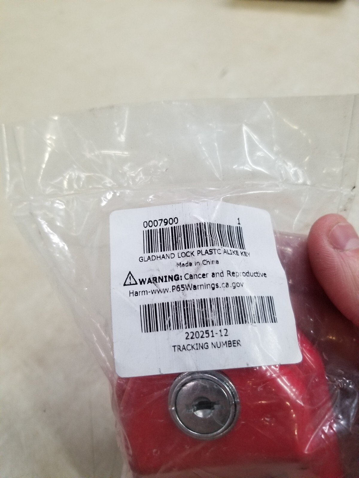 Gladhand Lock Plastic Alike Key 0007900