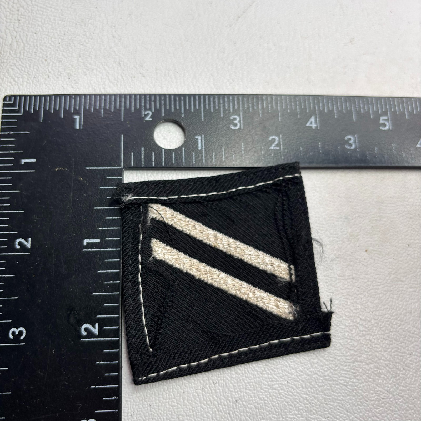 Vtg SMALL SIZE United States NAVY SEAMAN APPRENTICE Badge Patch 99Y7