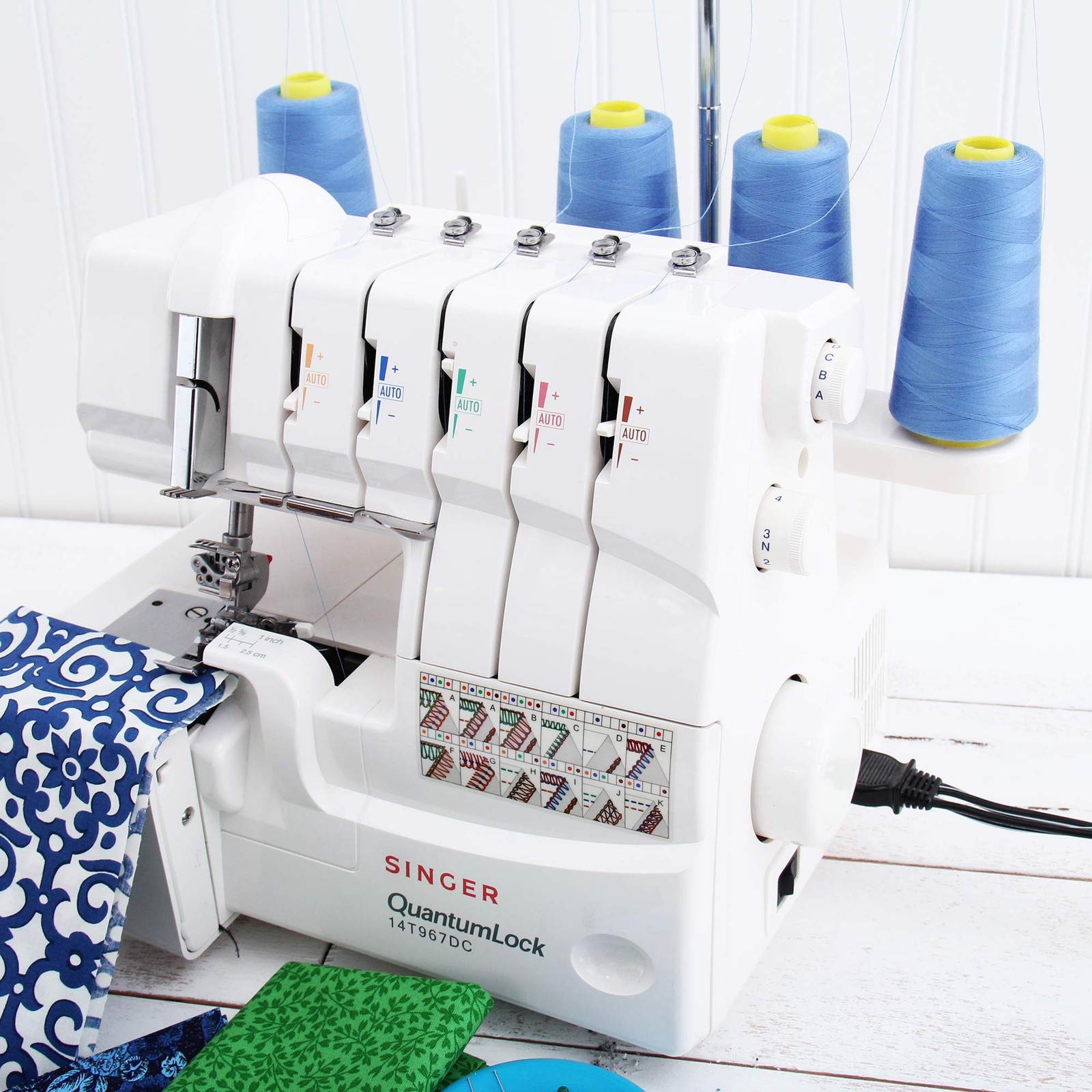 Serger Thread Polyester Sewing 2750 Yard Cone 40/2 Pine Green Overlock