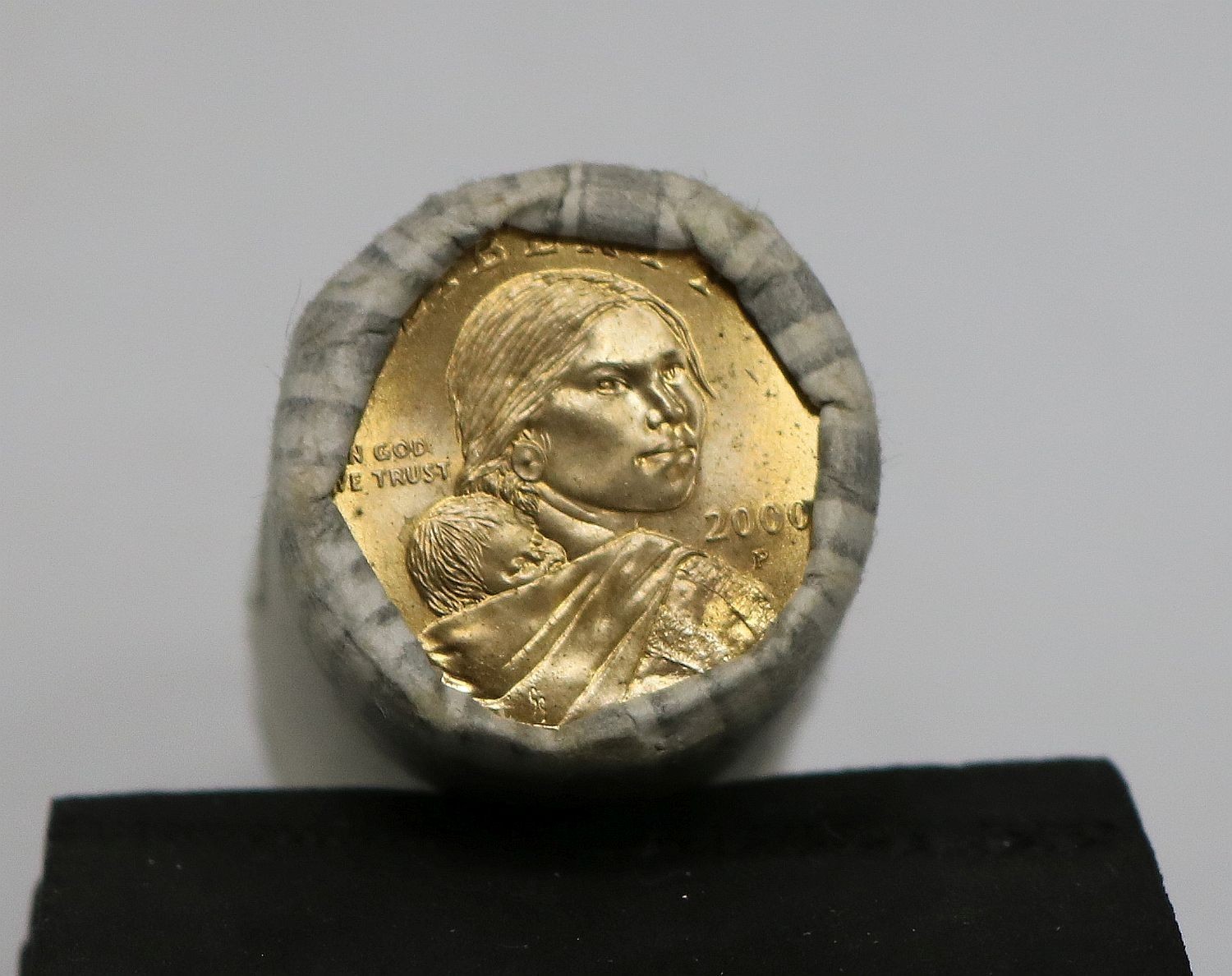 2000 P Native American Sacagawea $1 Coins $25  Bank Roll #2080