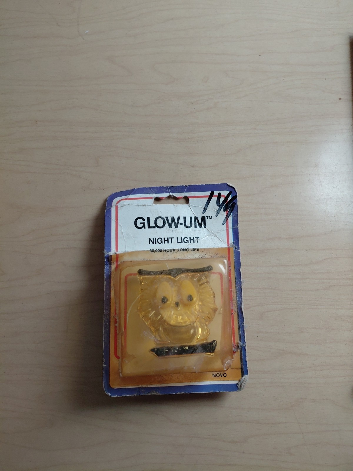 Vintage 1985 Novo Glow-Um Night Light - Owl - 2.5"