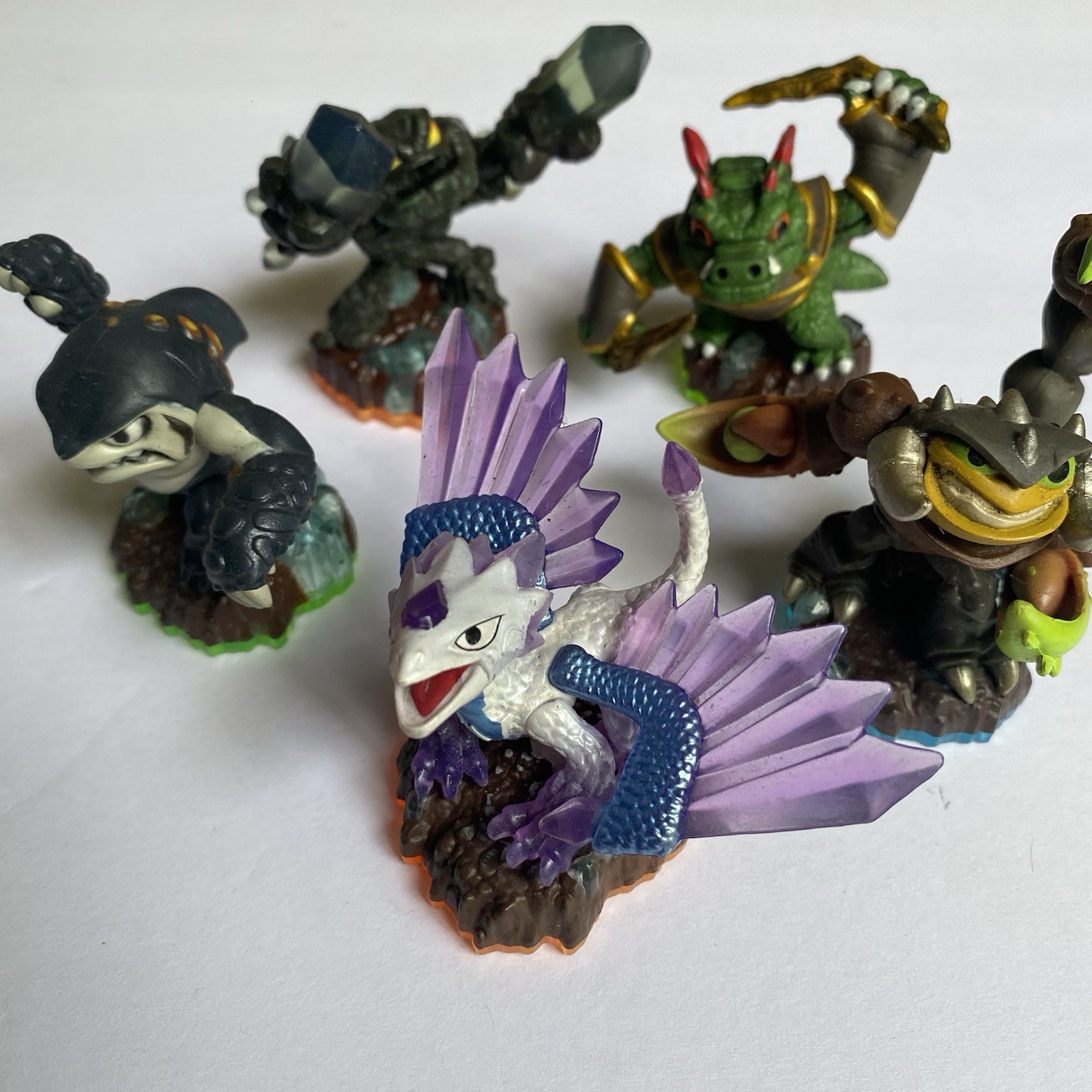 Lot of 5 Skylander Activision Earth bundle