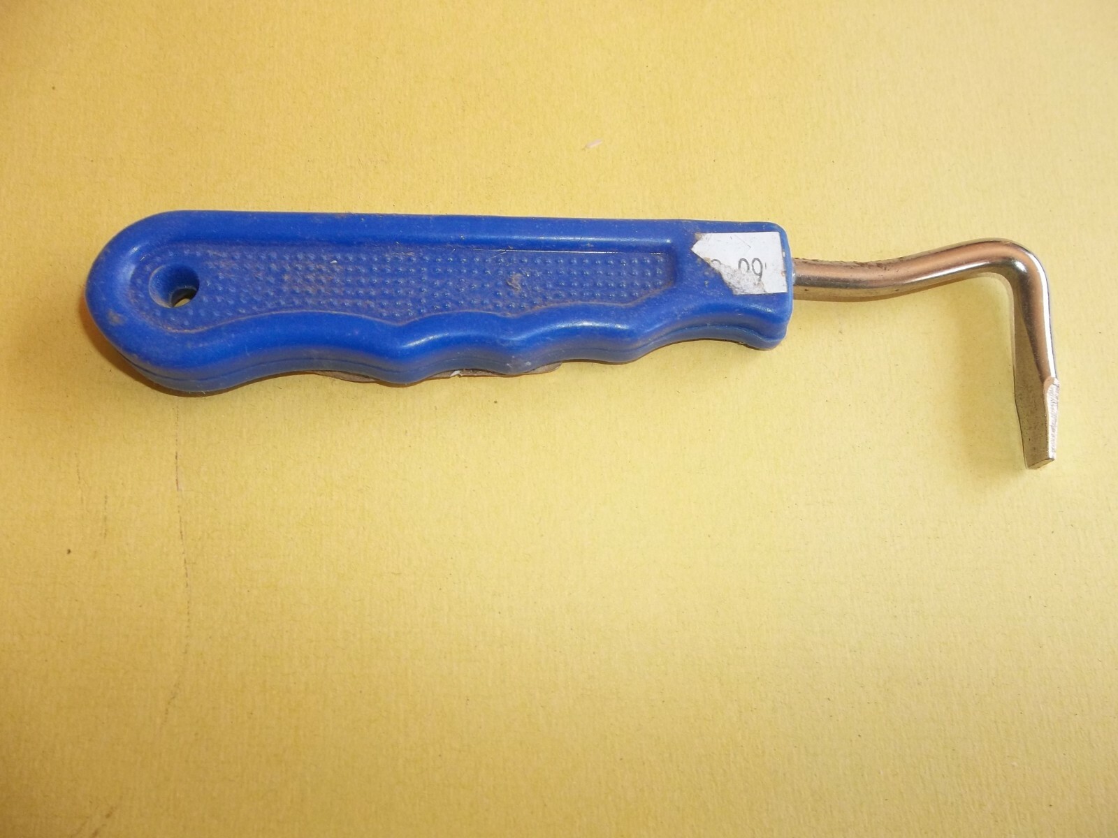HOOF PICK FOR HORSES
