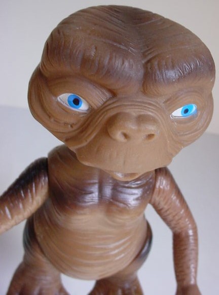 E.T. Extra-Terrestrial Poseable Vinyl Figure Taiwan