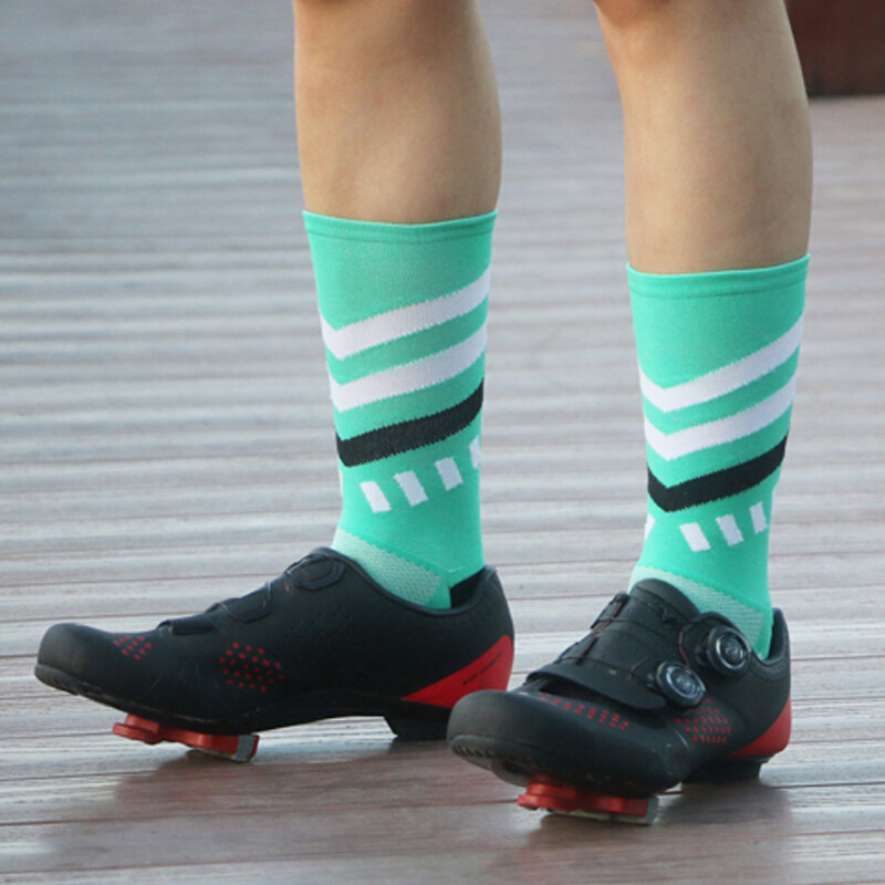 Pro Mens Womens XC Cycling Sports Ankle Socks Riding Socks Bicycle Socks Blue