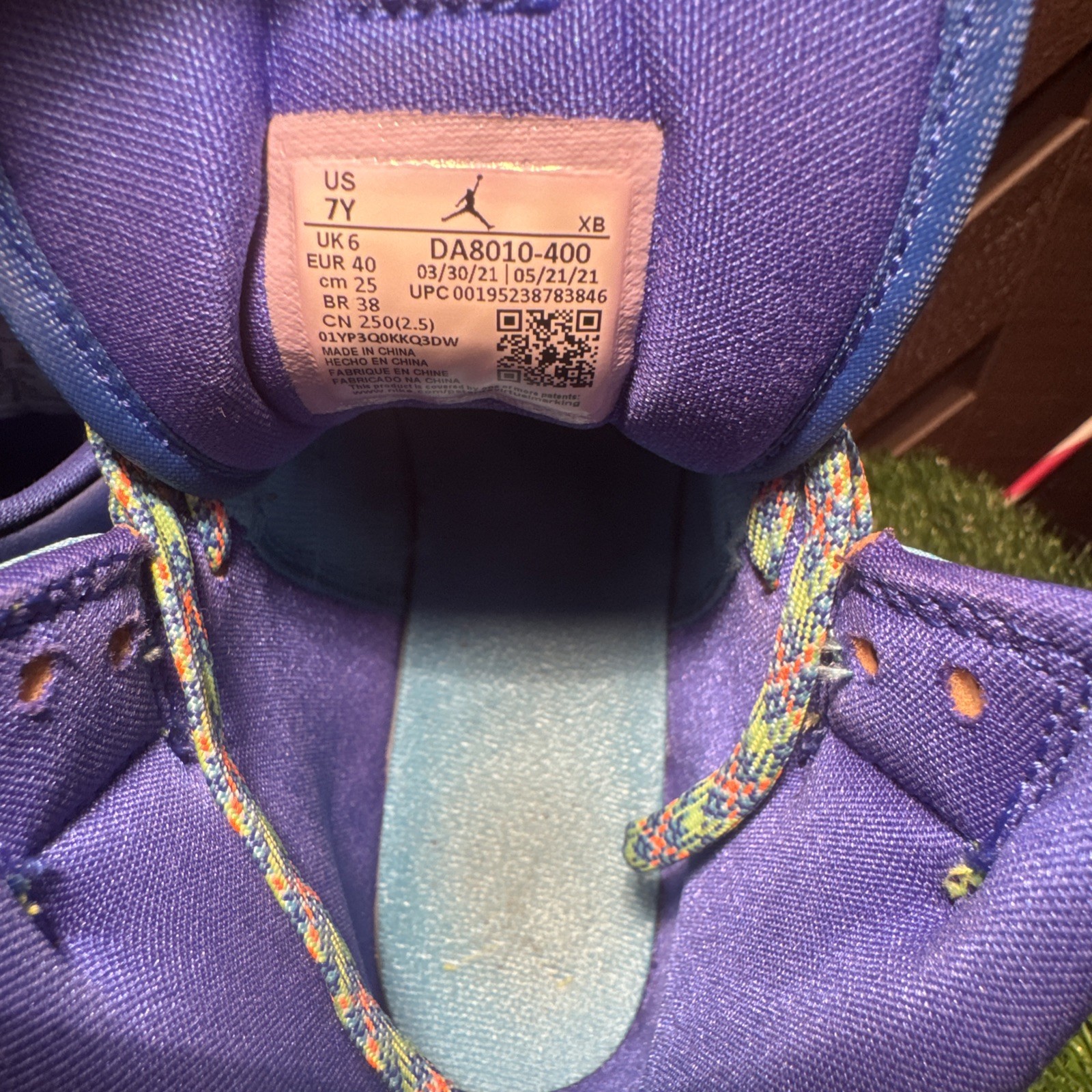 GS Air Jordan 1 Mid SE Sprite Size 7y DA8010-400