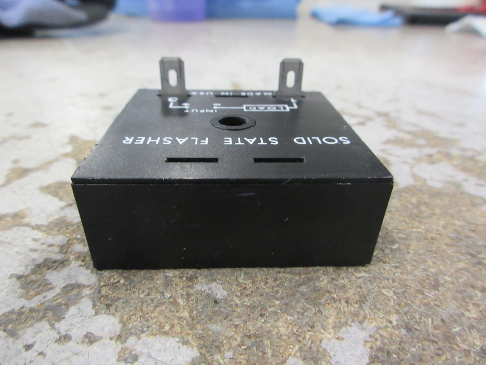 SSAC Entrelec Solid State Flasher FS324 75FPM 24VDC 1.5A Used