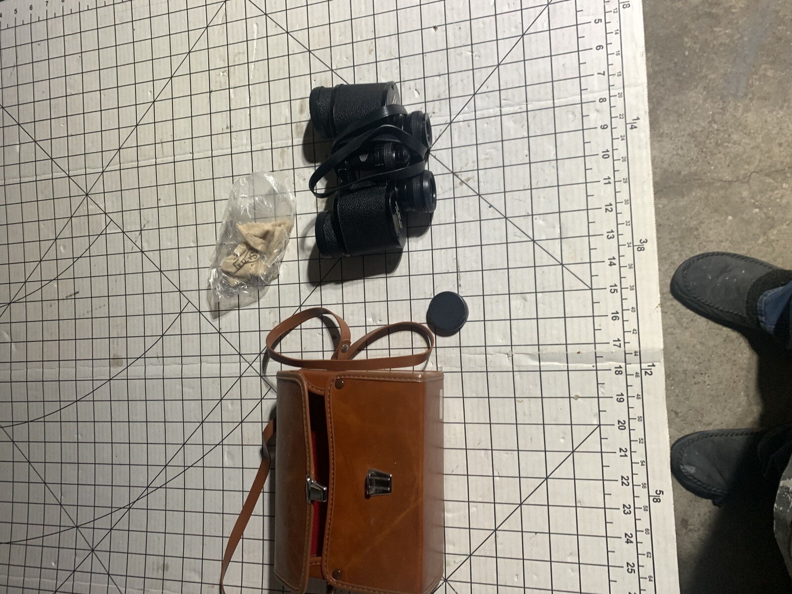 Vintage Sears Binoculars 7X35MM Extra Wide Angle Model #2527 578ft 1000 yds B385