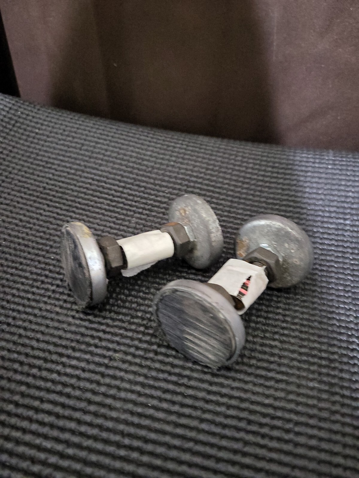 True Fitness Z7 Elliptical Leveling Adjusters (26D)