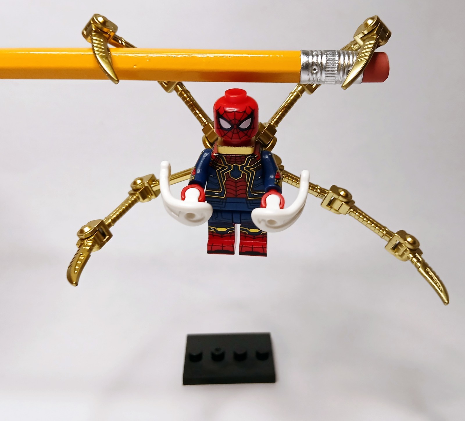 Iron Spider-man Minifig