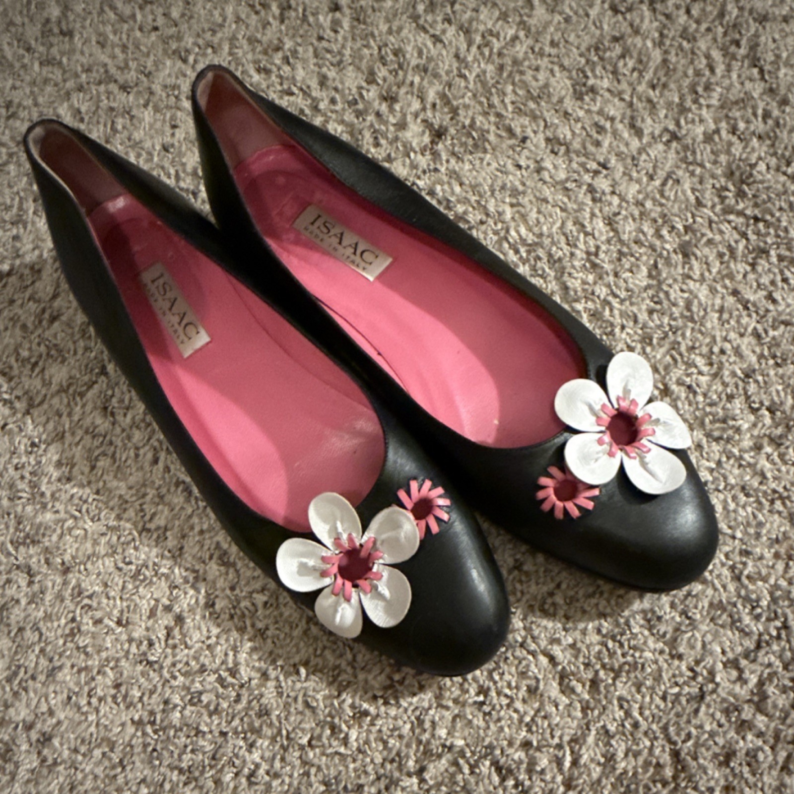 ISAAC Black Floral Leather Ballet Flats Women's Size 10 Slip On Round Toe