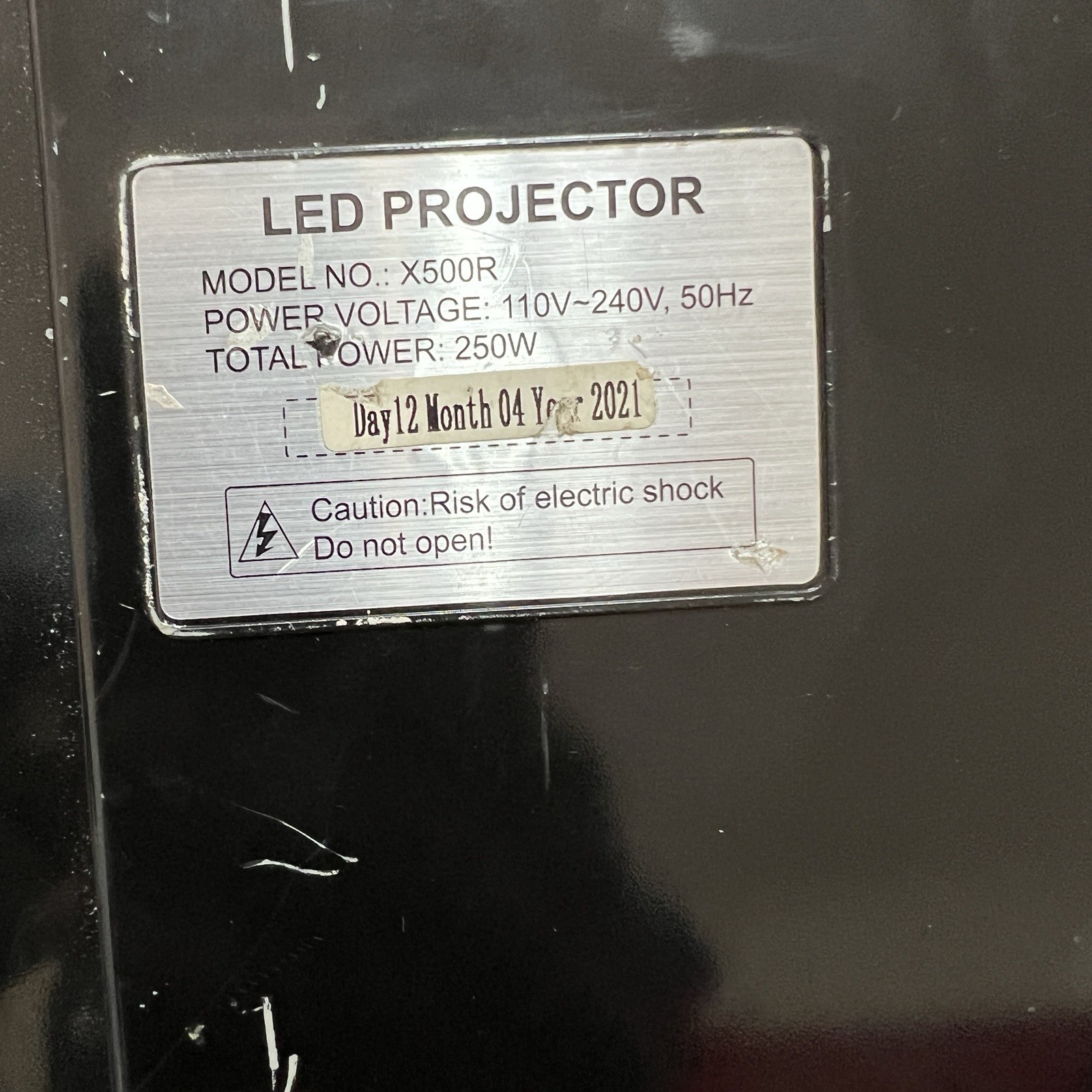 X500R DLA Projector (Projector Only) Read Description