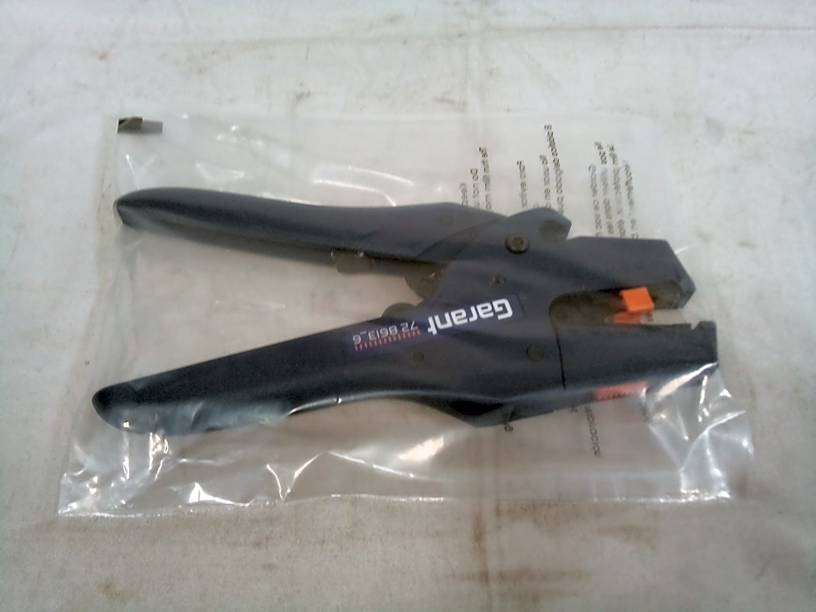 Garant 728613_6 Automatic Self-Adjusting Wire Stripper 6mm² Conductor