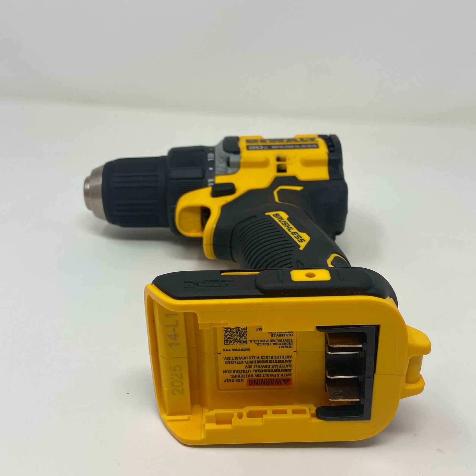 DEWALT 20V MAX ATOMIC 1/2" Brushless Drill/Driver Yellow/Black Bare Tool