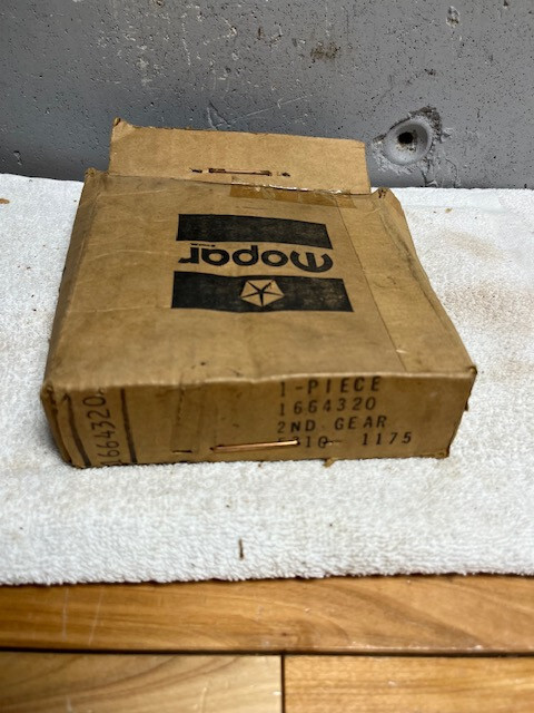 NOS - Mopar Gear  - 1664320 - Free Shipping