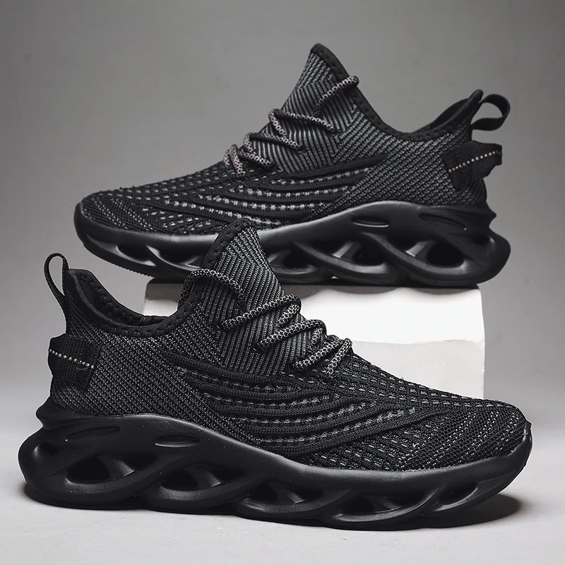 Men’s Breathable Running Shoes Lightweight Non-Slip Outdoor Sports Sneakers