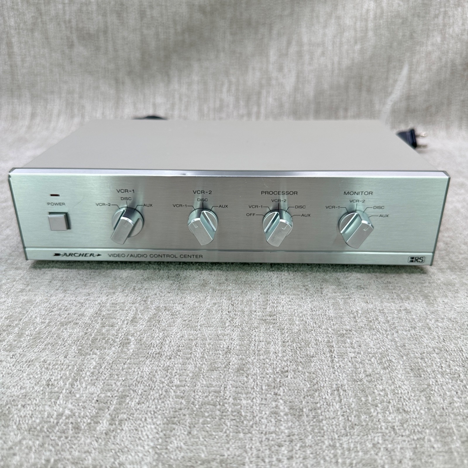 Vintage Archer 15-1263 Video/Audio Control Center Radio Shack Working