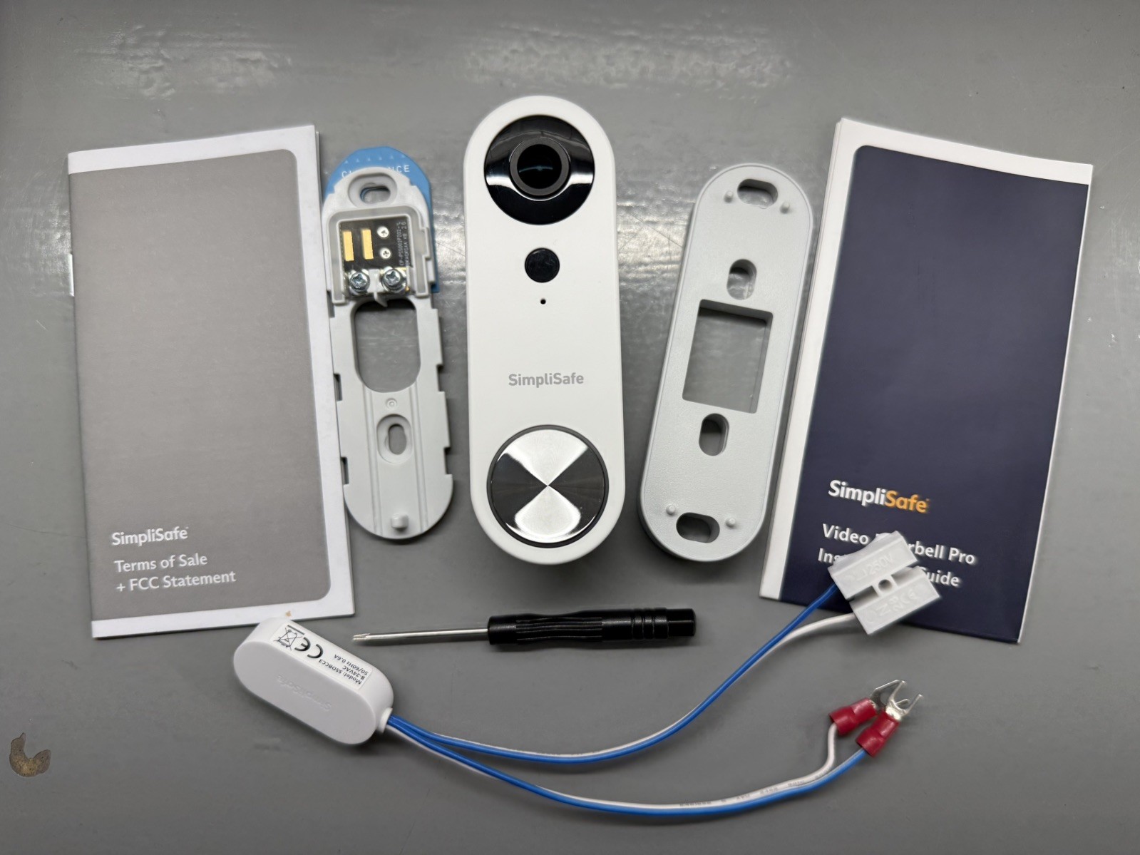 SimpliSafe Doorbell Smart Video Camera Model SSDB3 - USED