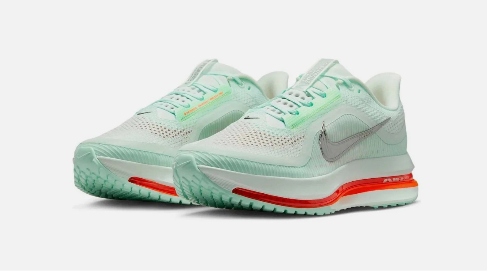 Nike Air Zoom Pegasus Premium Barely Green HQ2592-301 Men's Size New Free Shippi