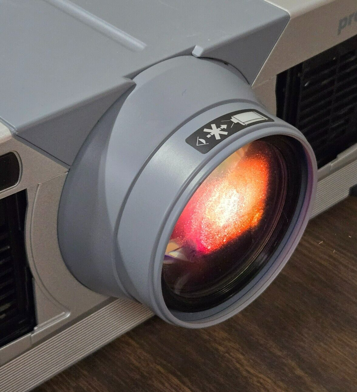 Infocus Proxima DP6870 LCD Projector - Tested