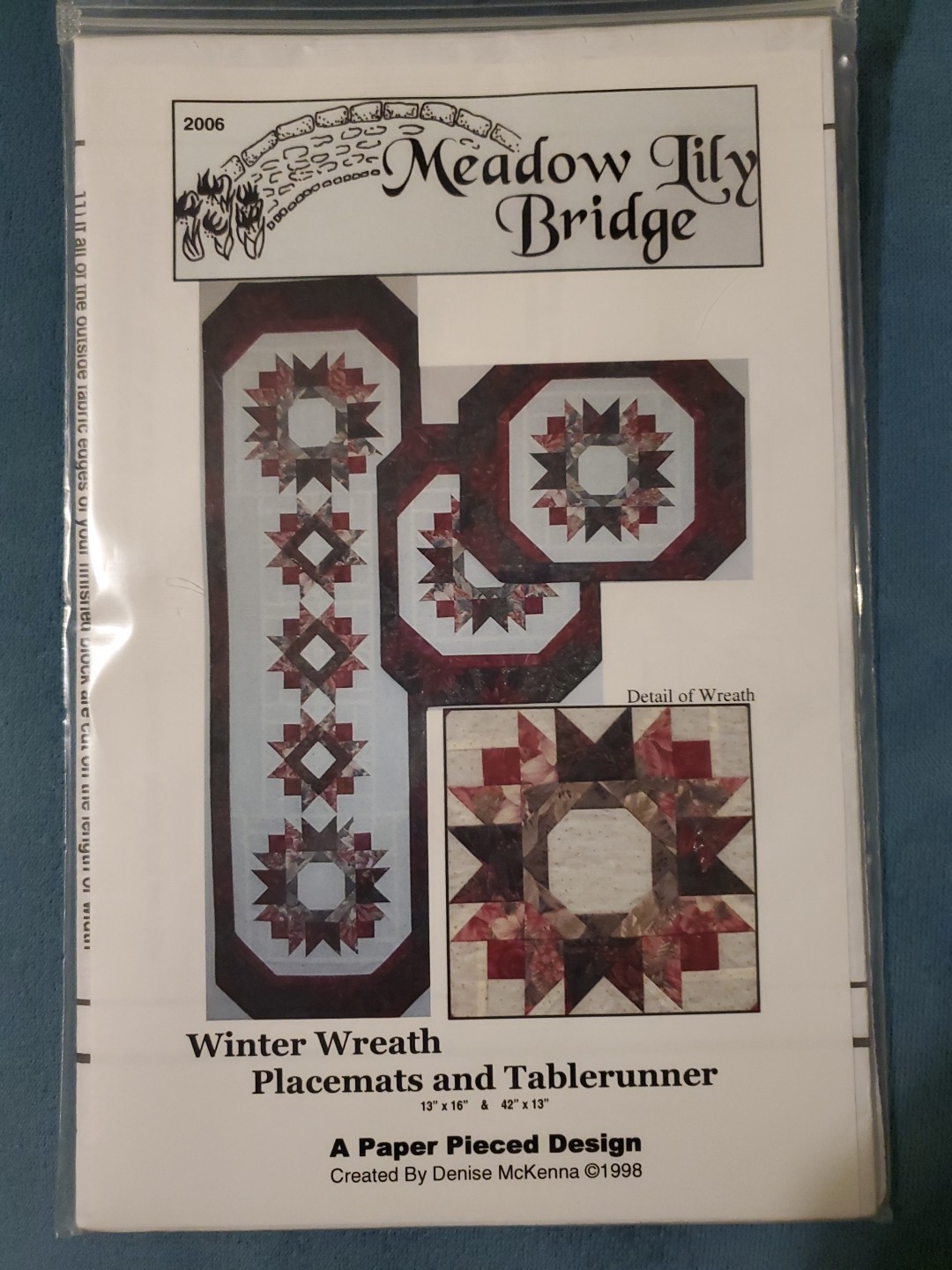 Meadow Lilyn Bridge Winter Wreath Quilted Placemats And Tablerunner Pattern