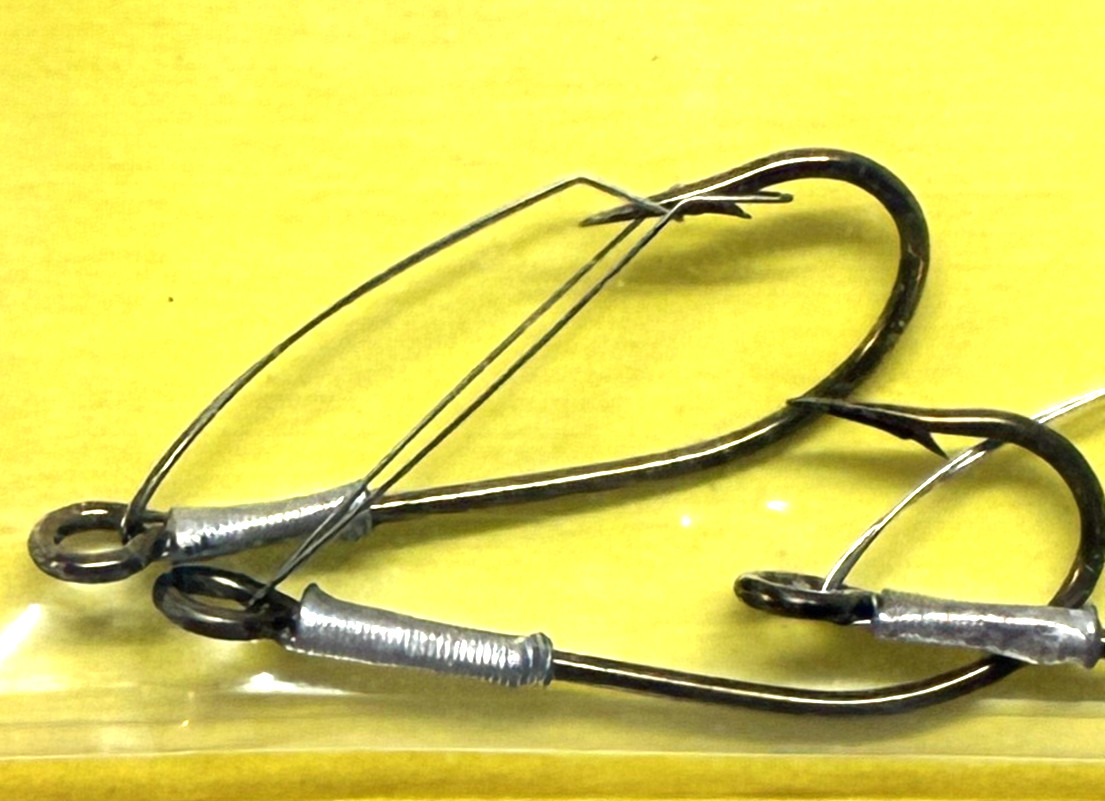 4 PACKS Mustad W3369A Weedless Hook Size 6 Bronze 3 Count Package