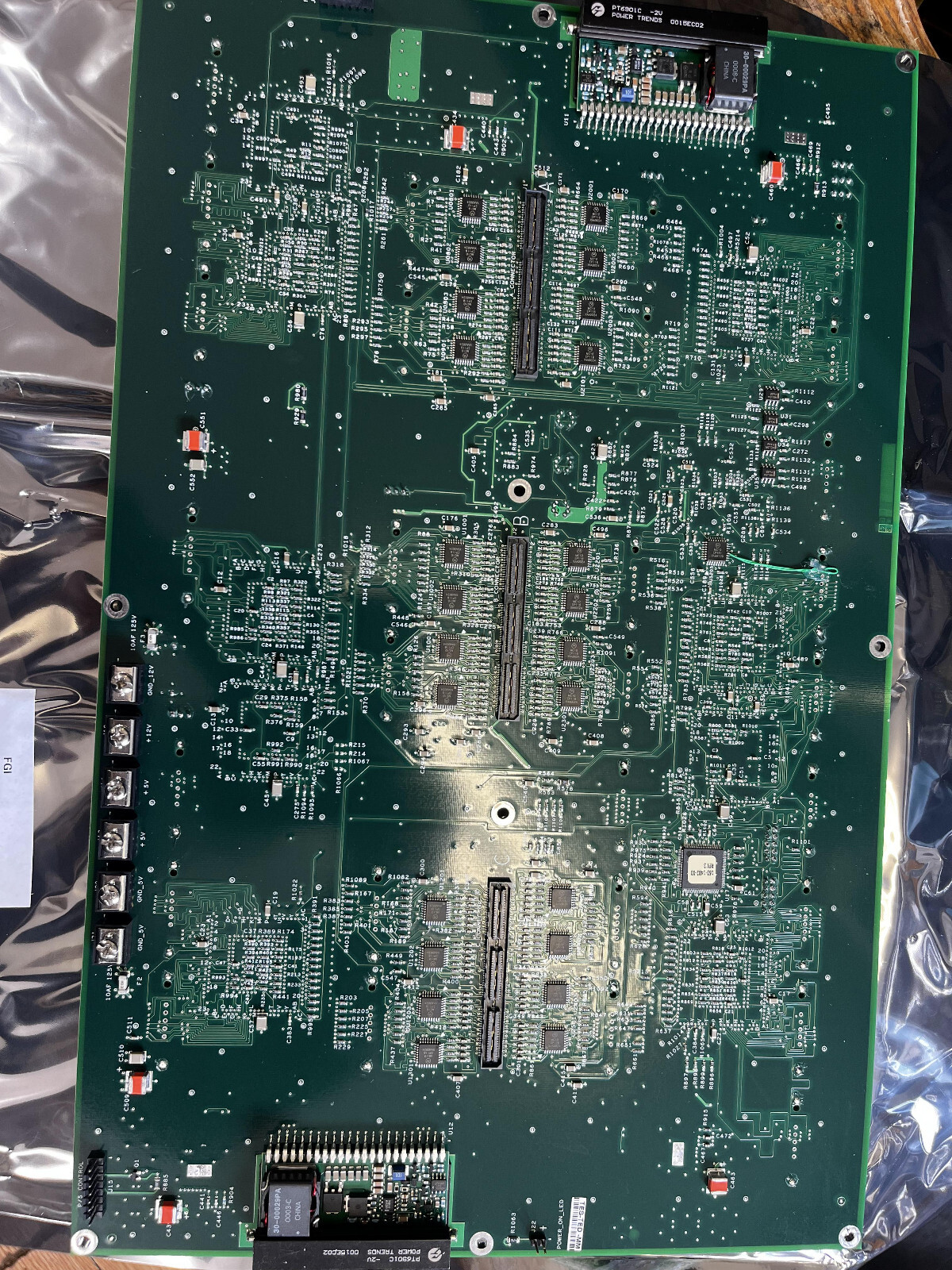 5CC NEW Tektronix 671-5256-00 Board Assembly