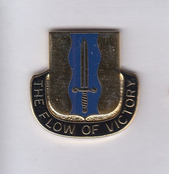 US Army 559th Quartermaster QM Bn Support Supply crest DUI badge V-21