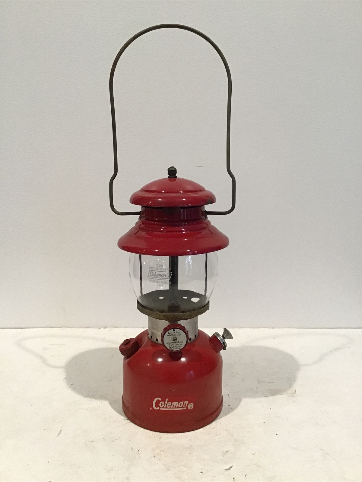 Vtg 1963 Red Coleman Lantern-200A Single Mantel-Sunshine of the Night