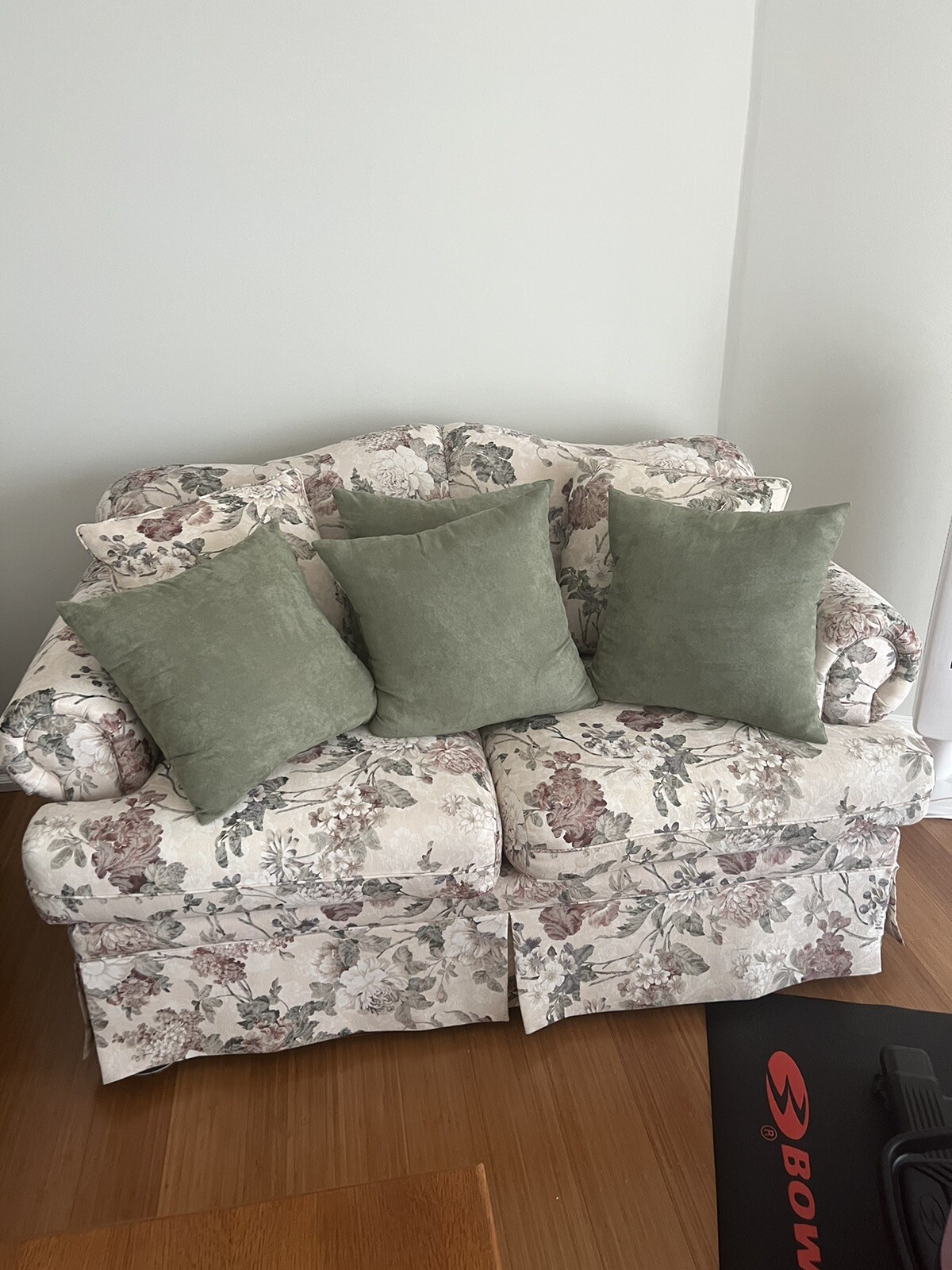 Loveseat Sofa & Matching Foot Rest Ottoman