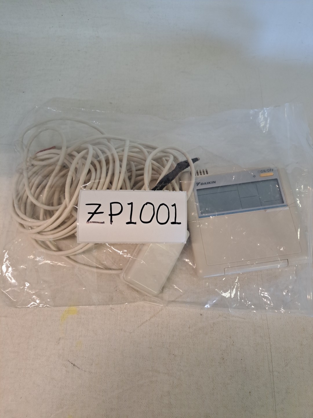 Daikin BRC944B2 wired remote controller kit USED