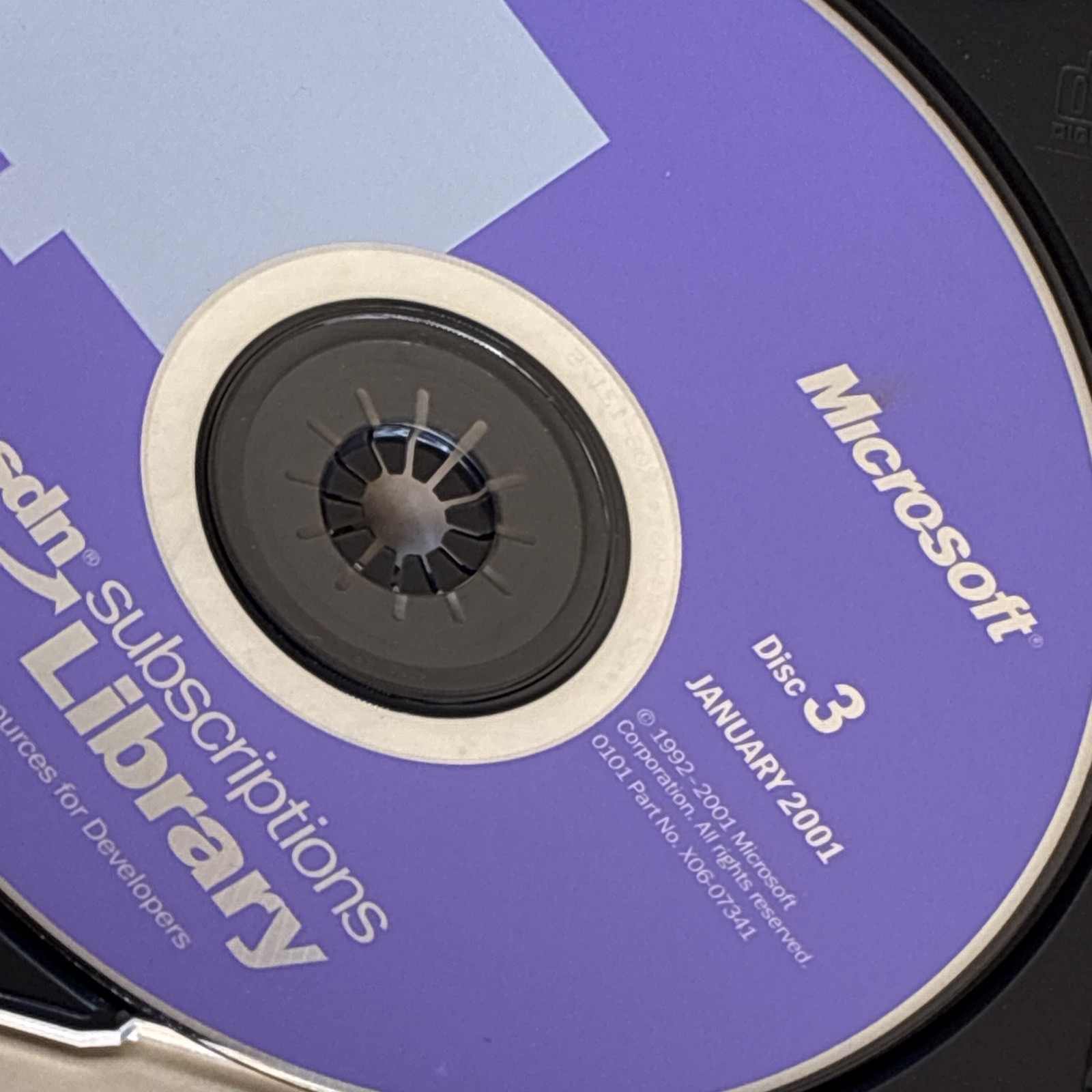 Microsoft MSDN Subscriptions Library January 2001, (3) Discs, Mint