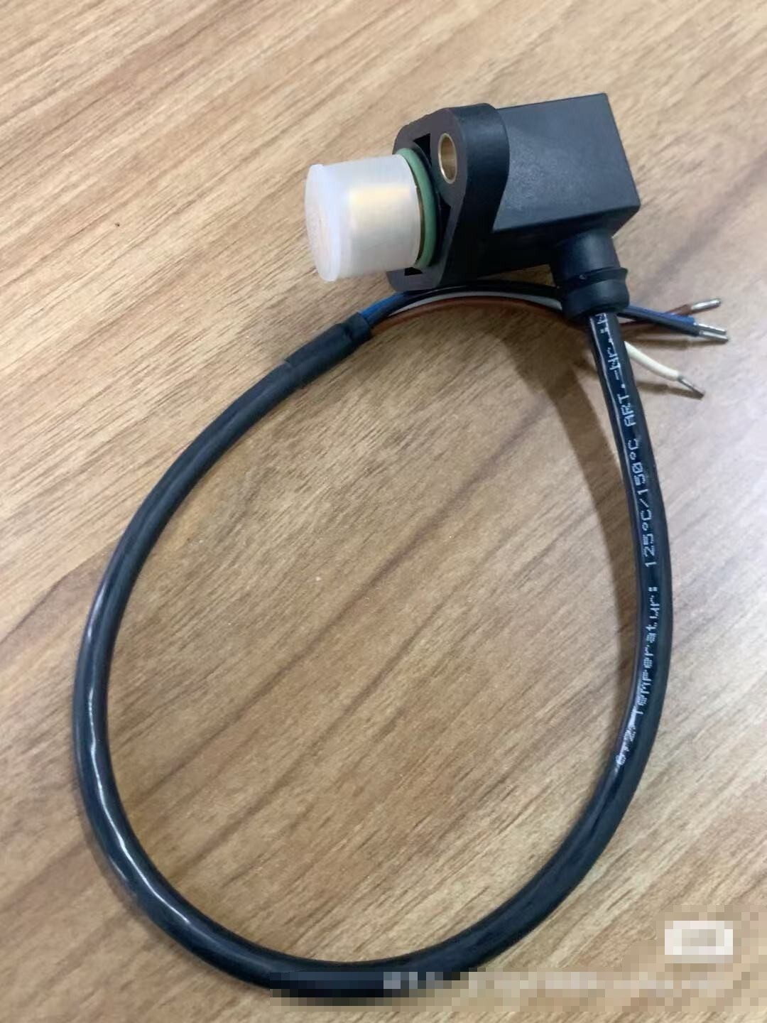 1pc NEW R902602512 speed sensor