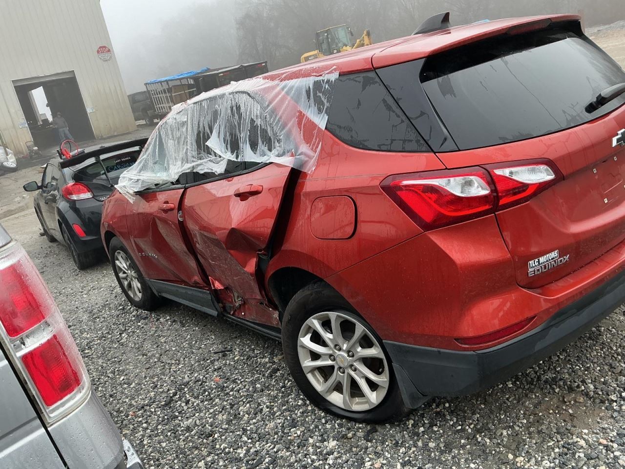 EQUINOX 2020 Glove Box 4968616