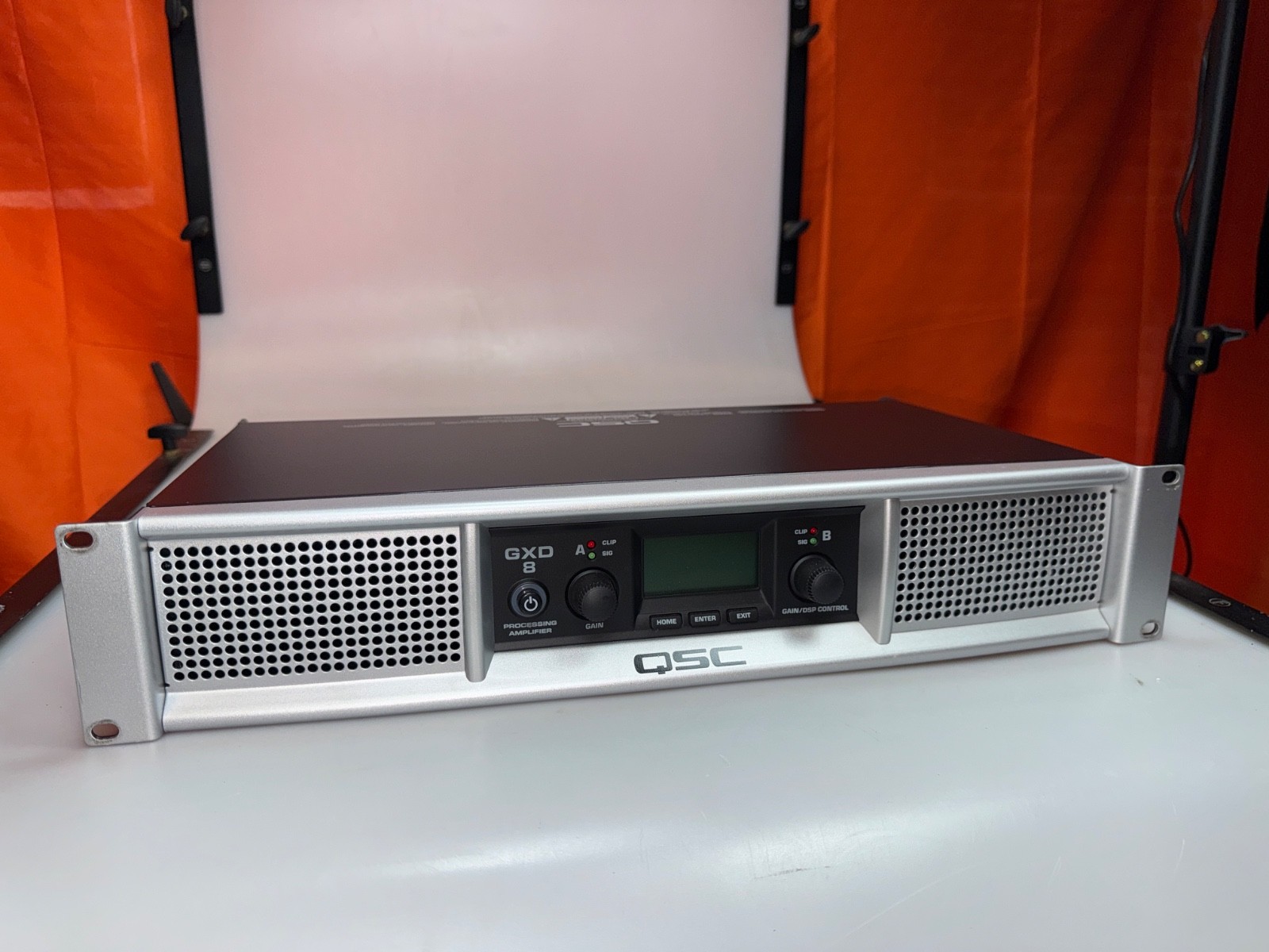 QSC GXD 8 2ch Digital Amplifier W/ Onboard DSP