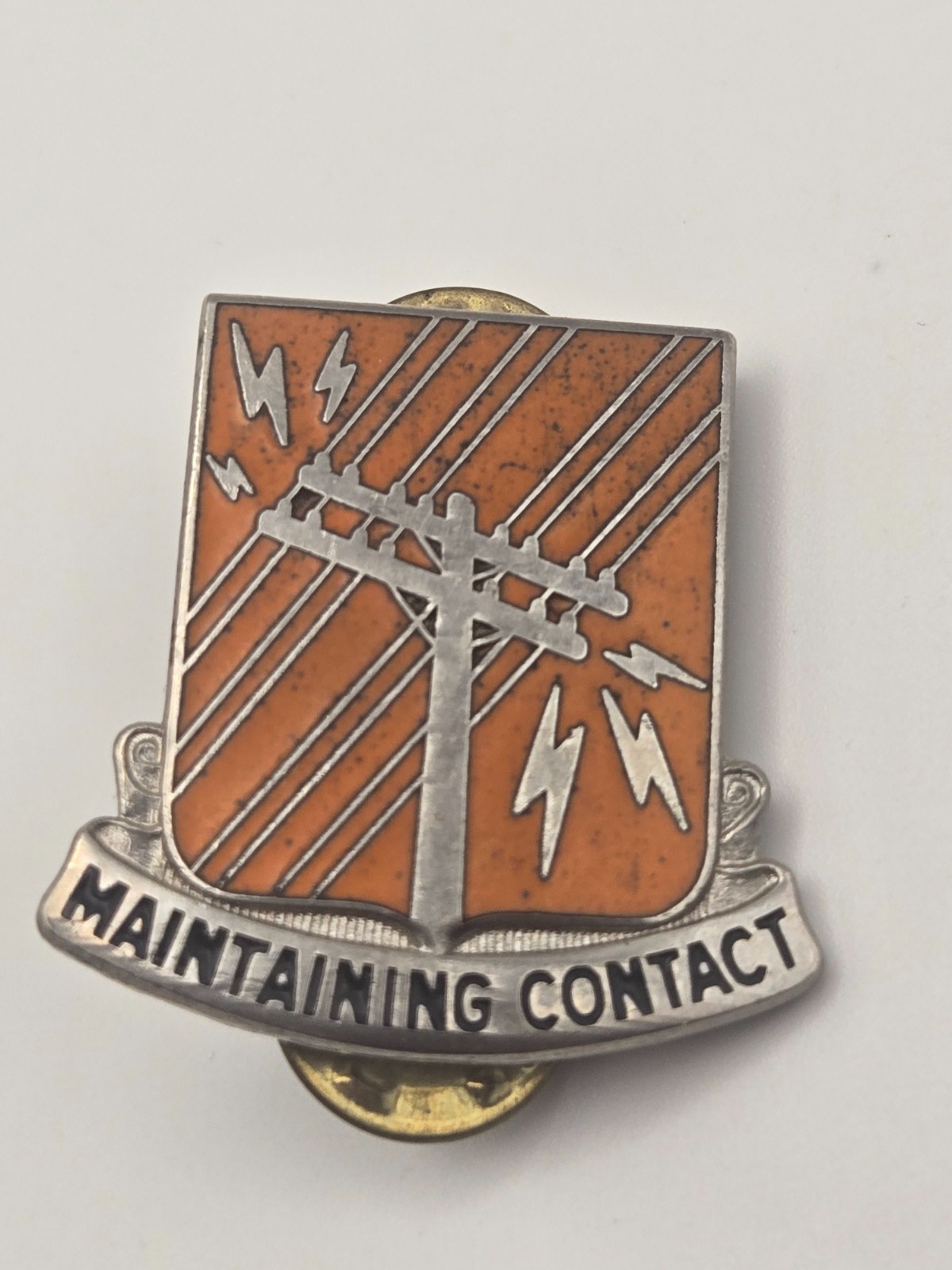 Vtg "Maintaining Contact" Army 440th Signal Battalion, DUI, Pin, Ira Green G23