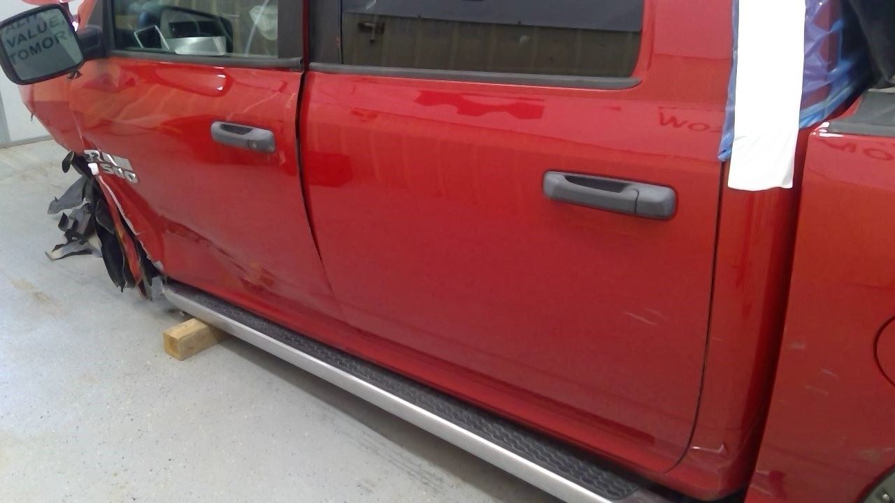 RAM1500 2015 High Mounted Stop Light 1716629