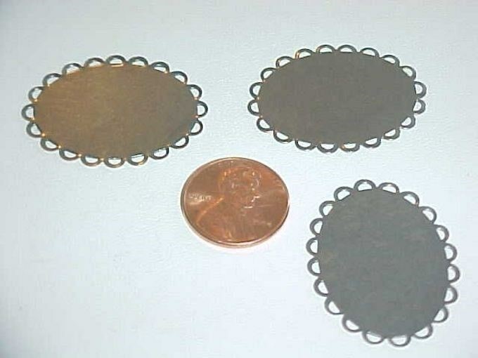 12 VINTAGE SILVER FILIGREE FLAT LACE BORDER 30x22mm. OVAL SETTINGS L721