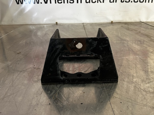 PETERBILT 01-47609 GUSSETT - CROSSMEMBER