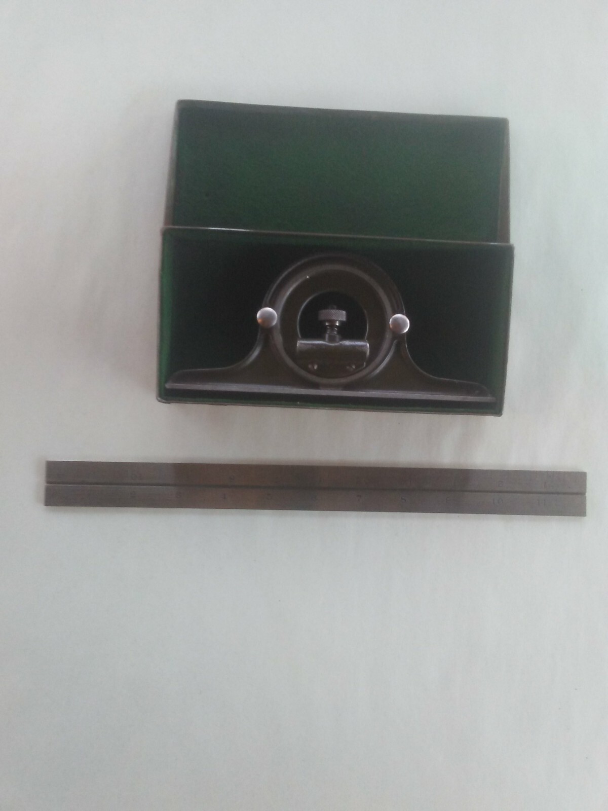 LUFKIN PROTRACTOR HEAD WITH 12" COMBINATION RULE AND STORAGE BOX