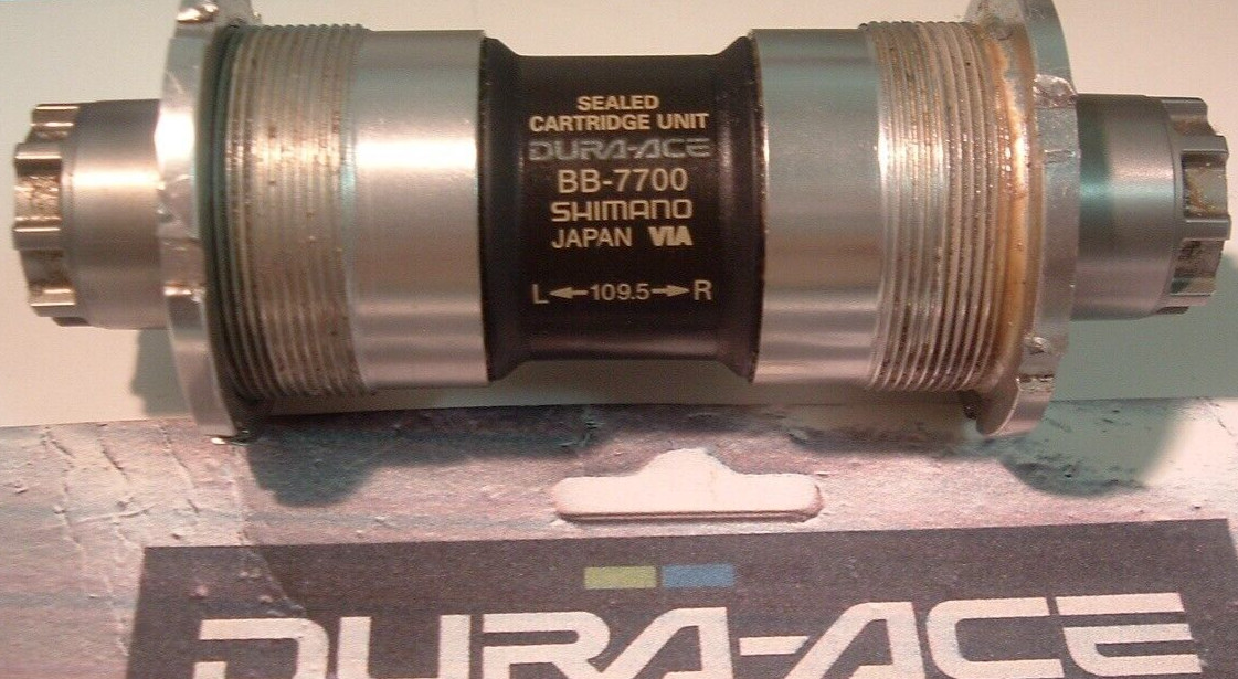 Shimano Dura Ace 68x109.5MM BB-7700 Sealed Cartridge Bottom Bracket-'04- VGC/NM
