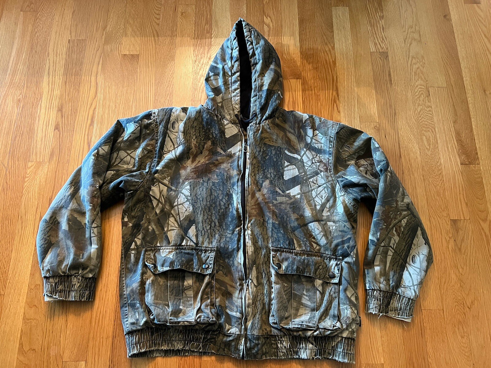 Outfitters Ridge RealTree Hardwoods Camo Winter Hunting Jacket Mens XL Distress