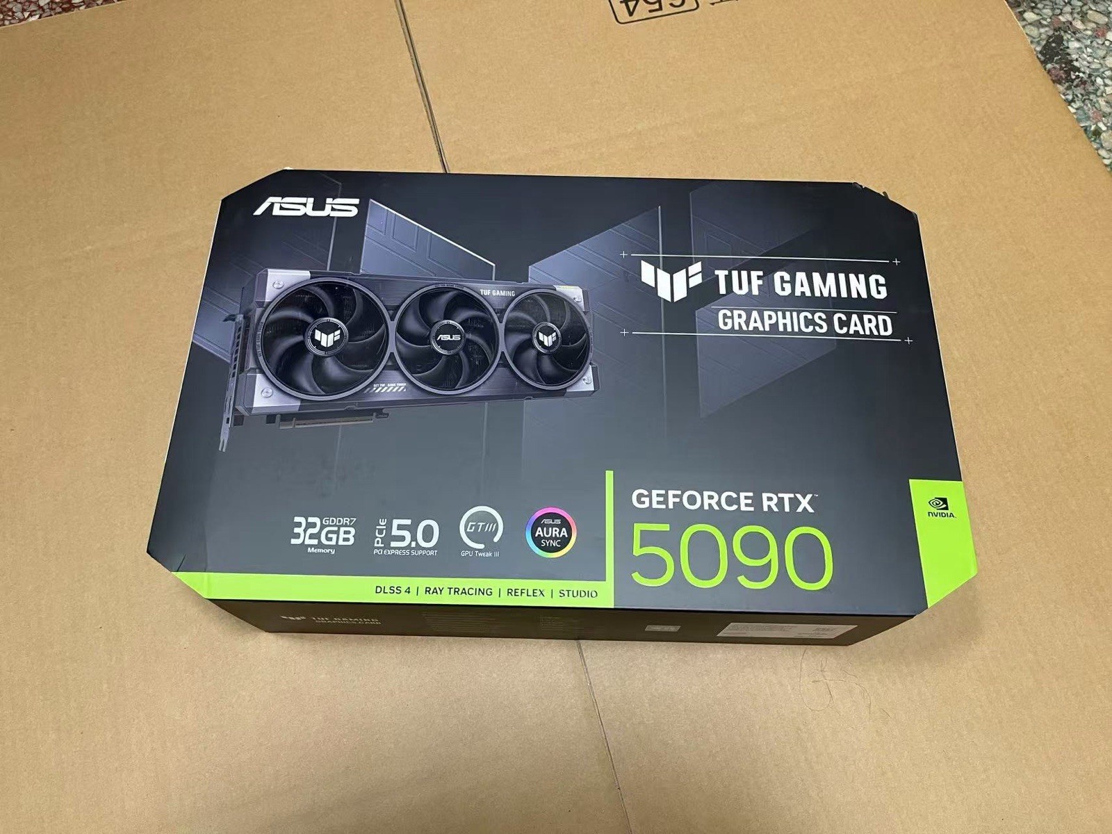 ASUS TUF Geforce RTX 5090 TUF Gaming (No Core & VRAM) With box (HongKong Stock)