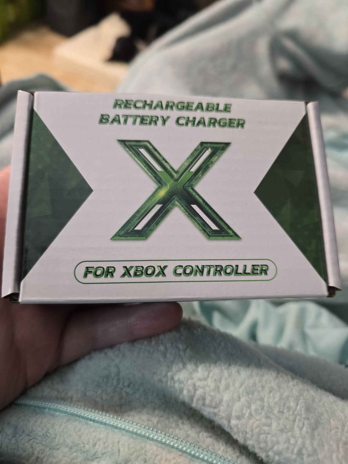 Fast Charging Battery Charger Set for Xbox One/Series X|S w/2x 2600mAh, Black