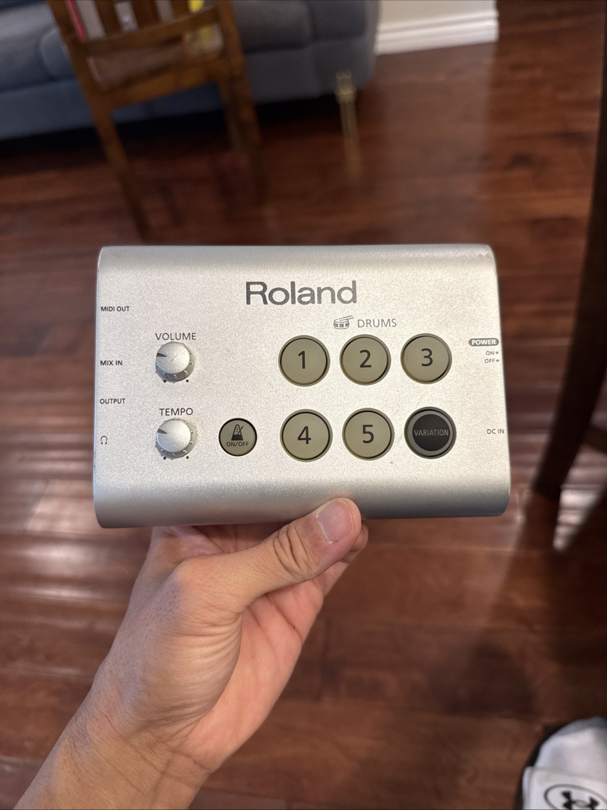 Roland HD-1 Drum Brain Sound Source Module Body Only NOCables Works.     Z8