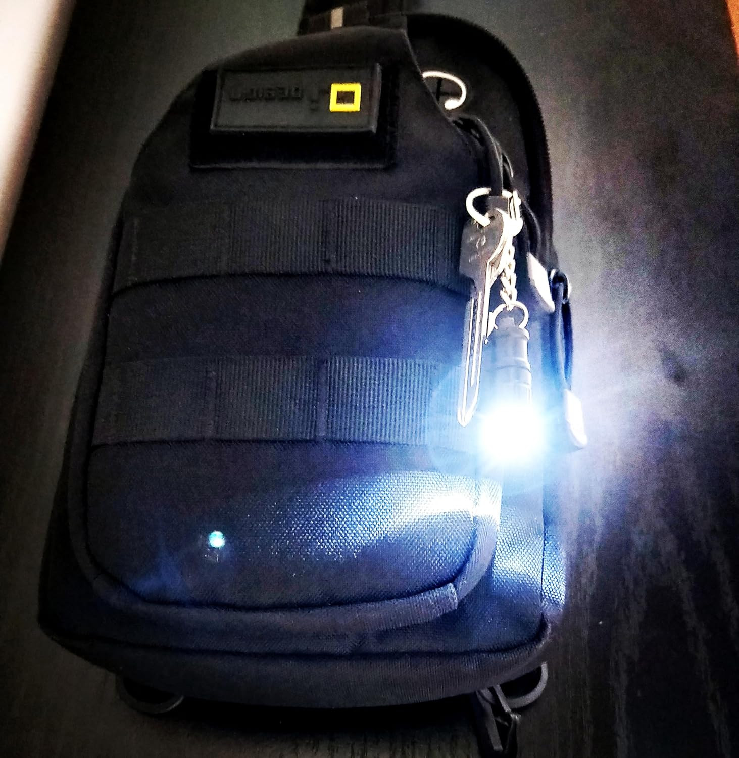 E1 Smallest Keychain Flashlight Tiny Mini Keychain Light Long-Lasting Safety