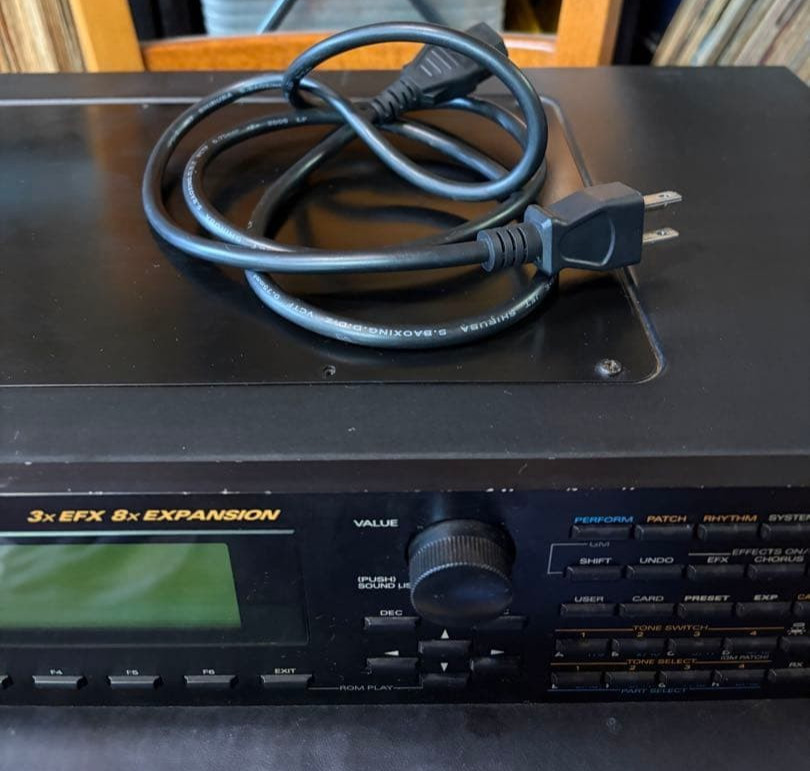 Roland JV-2080 Synth Module Rack LCD Excellent Tested Working from Japan