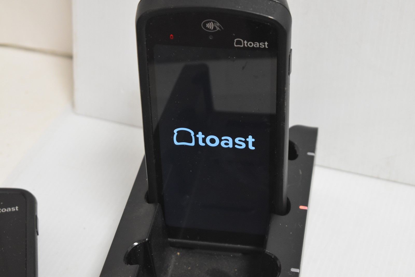 Toast TG200 Handheld Tablets and DTC200 Dock (PQD17)