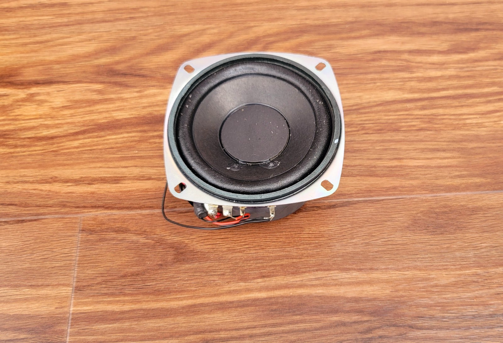 DEWALT SPEAKER FOR DCR025 20V BT Jobsite Radio Charger DWB-5140193-47