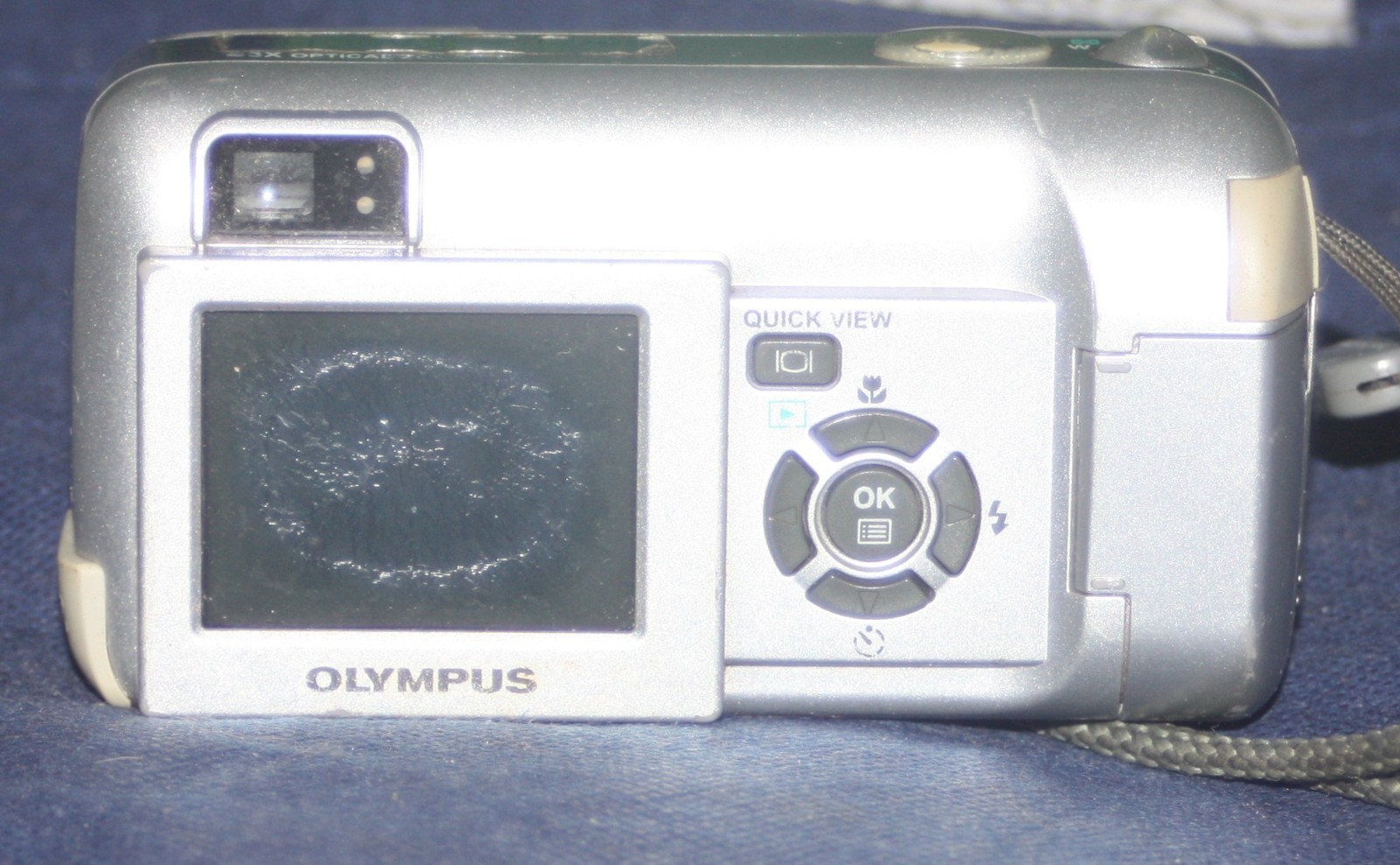 Olympus Camedia D-560 Zoom 3.2MP Digital Camera Tested